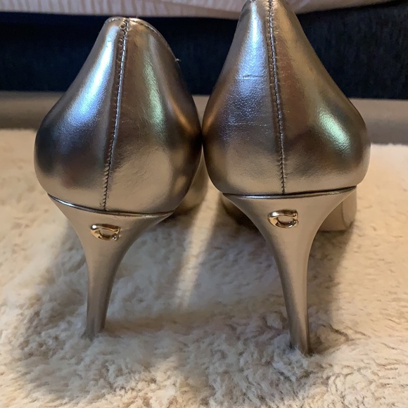 Coach Heels - Picture 4 of 6